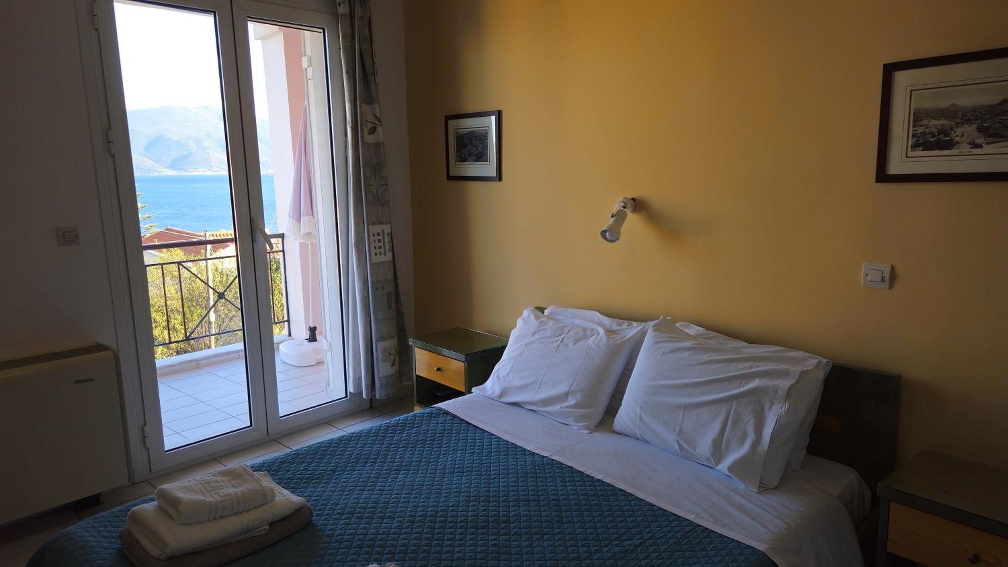Mema'S Apartment Agia Efimia Værelse billede